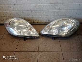 Opel vivaro predné svetlá renault trafic