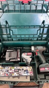 Skrutkovač AKU PowerMaxx BS 12 METABO