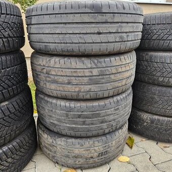 225/45 r18 Good year