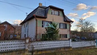 Rodinný dom s potenciálom na podnikanie v obci Malé Zlievce 