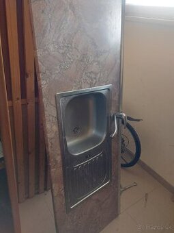 Kuchynská doska+drez a bateria