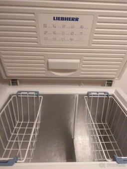 Truhlicová mraznička Liebherr 242 l