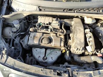 Predám motor 1.1 44kw c3 206 saxo
