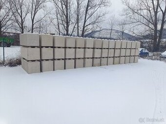 Betónové lego kocky