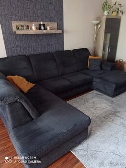 Moderná sedacia súprava v tvare U