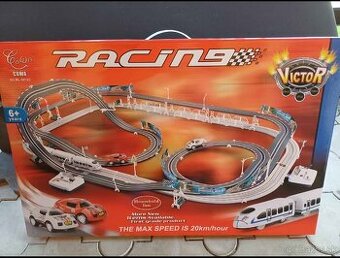 Autodráha s vlakovou dráhou