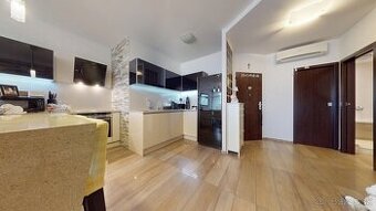 Luxusný 2i byt 80m, ul. Na Pažiti, 1x PARKING, klíma, BA III