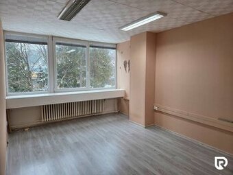 RADO | Na prenájom administratívny priestor, 62 m2, Považská