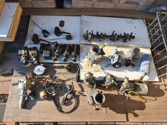 Karburátor,rozdeľovača,Vácka,ACpumpa,prepínače