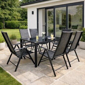 Záhradné sedene s polohovateľnými polyratanovými stoličkami