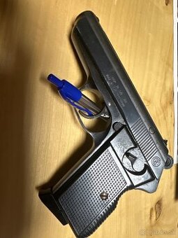 Pištoľ CZ 70