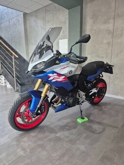 BMW F900XR