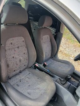 Fabia 1 combi sedačky predné,zadné