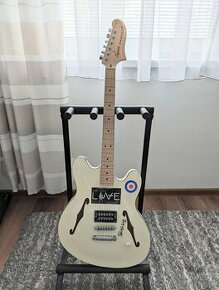 Squier affinity Starcaster Olympic white