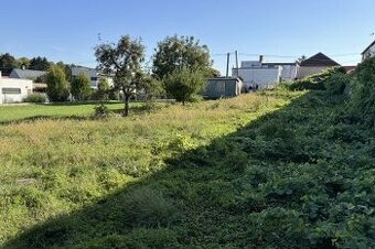 Pozemok na predaj – záhrada o výmere 965 m², Levice