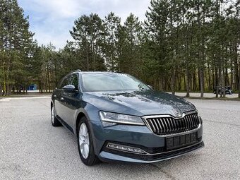 ŠKODA SUPERB COMBI 2.0TDI DSG FACELIFT MATRIX BOHATÁ VÝBAVA