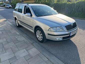 Skoda Octavia 2 Combi 1.6 MPI