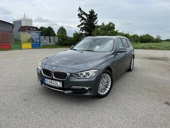 BMW Rad 3 Touring 320d A/T