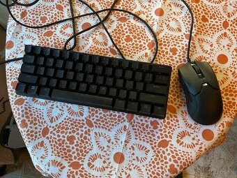 Predam set klavesnice a mysi Razer