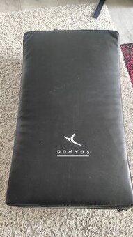 Boxovaci štít domyos