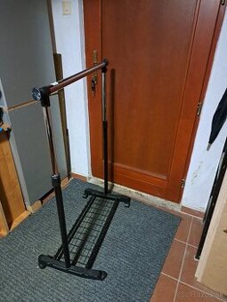 Vešiak na prádlo, štender