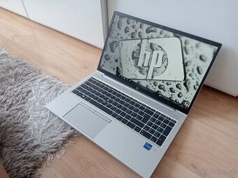 Hp elitebook 850 g8 / Intel core i5 / 32gb ram / 256gb ssd