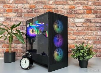 i7 14700K\32GB\RTX 5070Ti\SSD\1000W Zdroj