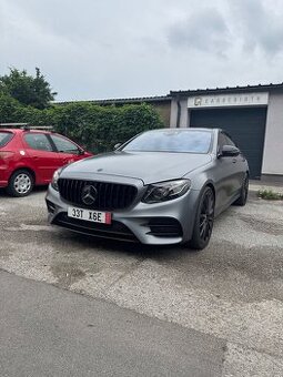Mercedes Benz E400