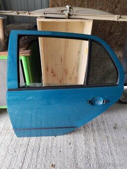 Zadne lave dvere fabia 1