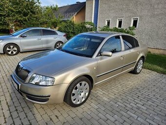 Skoda superb 2.8 v6