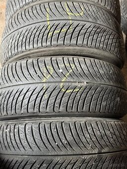 235/55R19 - 1