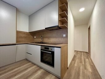 Exkluzívne : Na prenájom 2,5 izbový byt na Fončorde