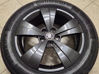 black ŠKODA r17 + Continental 90%