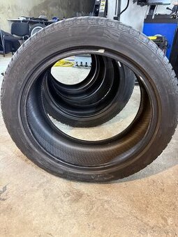 Celorocne pneumatiky 25/45/17