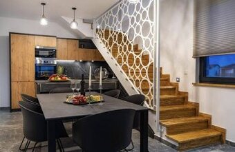 CHORVÁTSKO - Komfortný zariadený penthouse  - SUKOŠAN