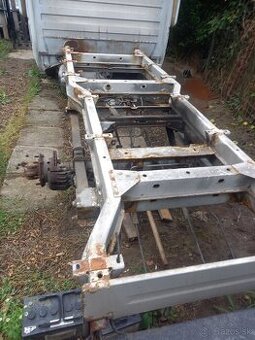 Kabina rám z napravami mercedes sprinter 4,6t