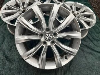Alu disky Volkswagen T-Roc Grange Hill R18 5x112