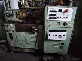 Stroj na válcování závitů VEB UPW 25.1 (7925)