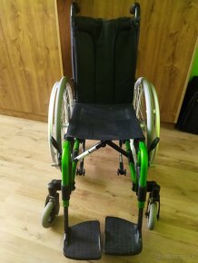 Detský invalidný vozík Meyra 32 - 1