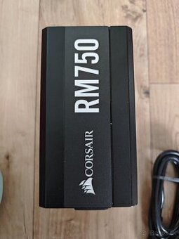 Corsair RM750