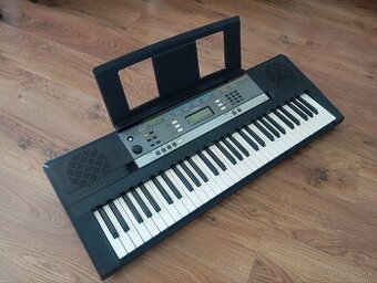 Klávesy Yamaha YPT-240 s krabicou