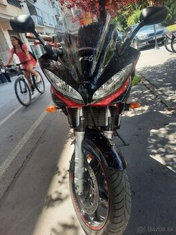 Yamaha Fazer 600