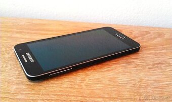 SAMSUNG GALAXY A3.