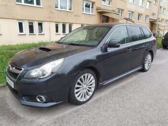 Subaru legacy wagon 2.0D 110kw, 2013, xenony, r18