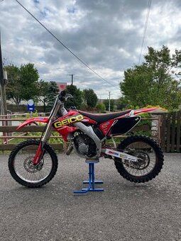 Honda cr125