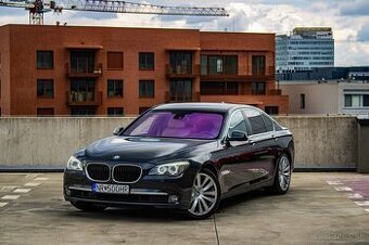 BMW Rad 7 750i 4.4 V8 - ZÁRUKA 1 rok/20000km a PREPIS V CENE