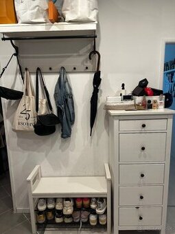 Predam nabytok do chodby Ikea
