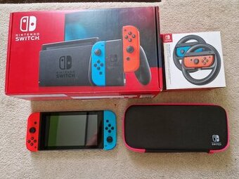 Nintendo switch + 128 GB karta a dodatočné príslušenstvo