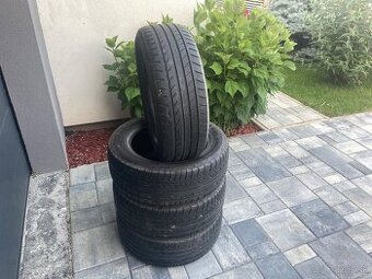 Dunlop 225/60 R17 letne 4ks