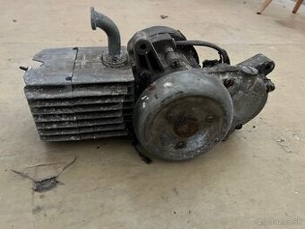 Motor babeta 207